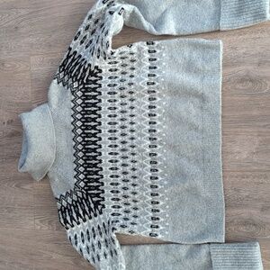 Gray sweater small